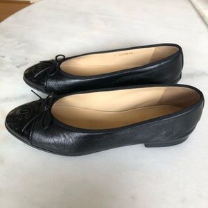 Authentic black Chanel ballet flats size 39